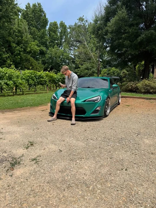 2013 Scion FR-S - Image 2 of 3