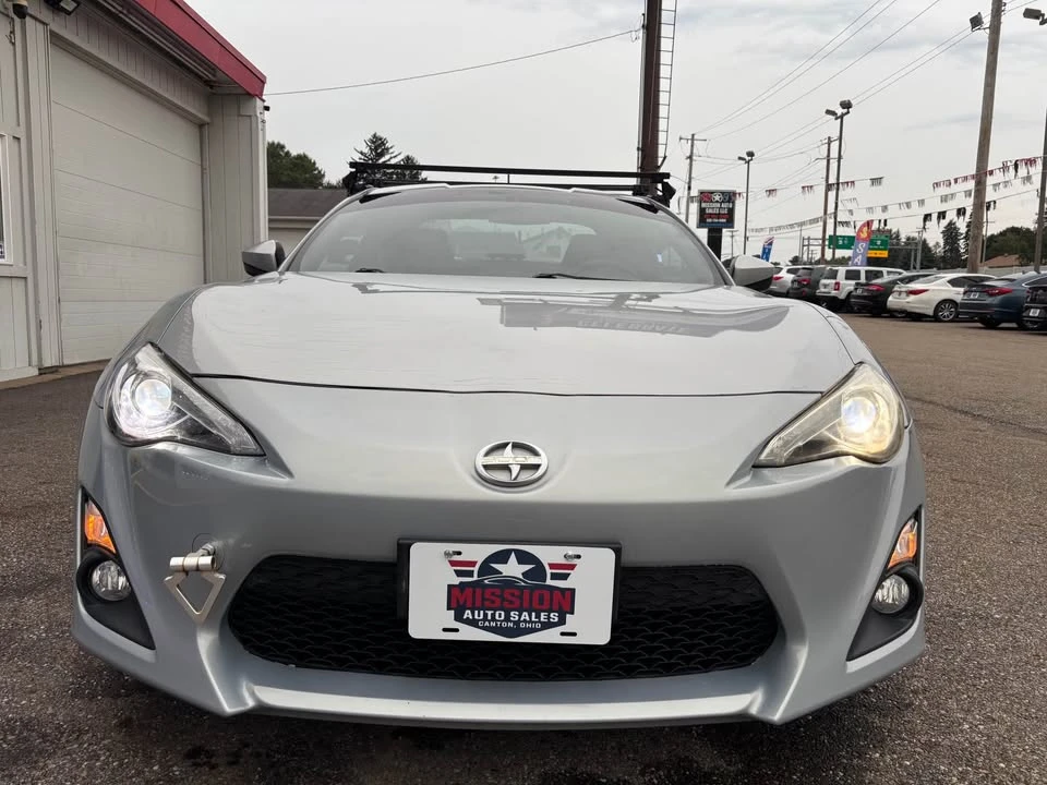 2013 Scion FR-S - Image 2 of 17