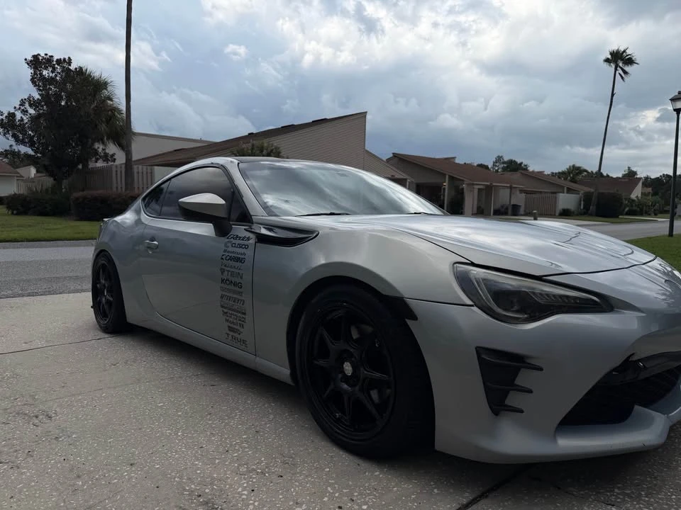 2013 Scion FR-S - Image 2 of 13