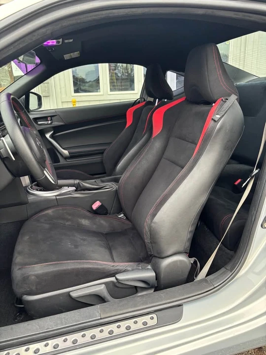 2013 Scion FR-S - Image 10 of 17