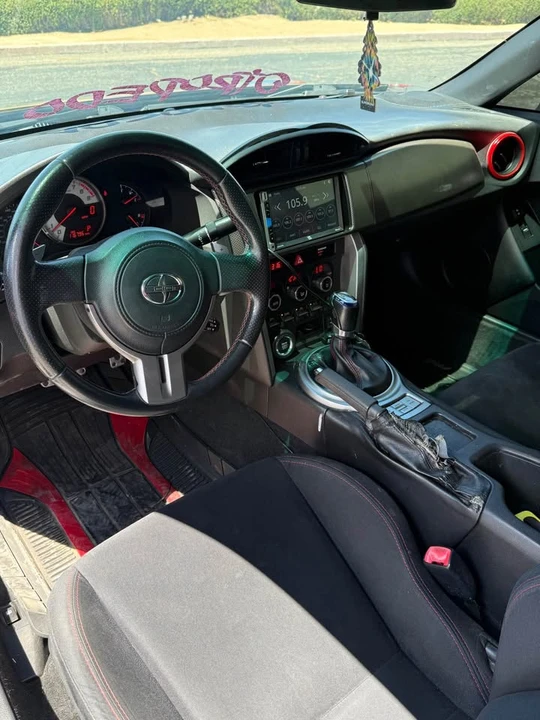 2013 Scion FR-S - Image 10 of 14