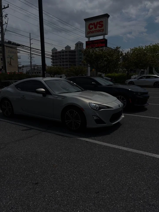 2013 Scion FR-S - Image 5 of 11