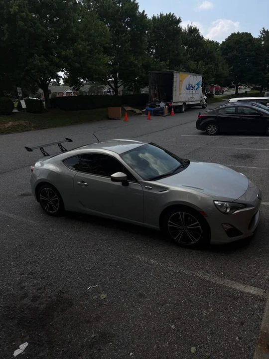 2013 Scion FR-S - Image 2 of 11