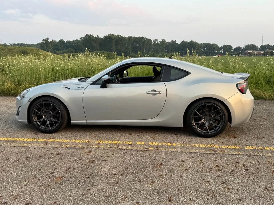 2013 Scion FR-S - Image 3 of 8
