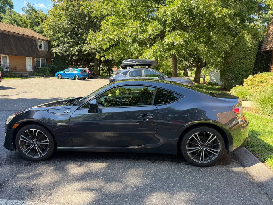 2013 Scion FR-S - Image 5 of 9