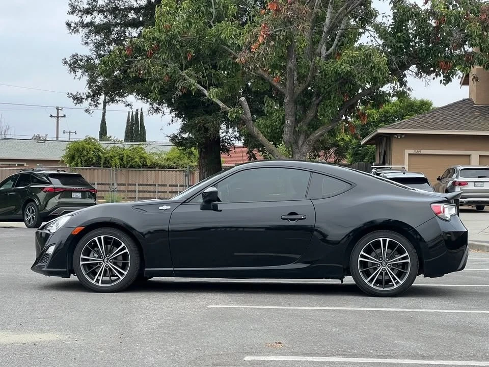 2013 Scion FR-S - Image 8 of 20