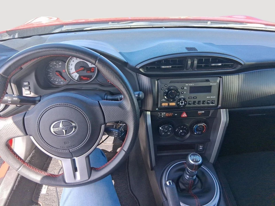 2013 Scion FR-S - Image 4 of 11