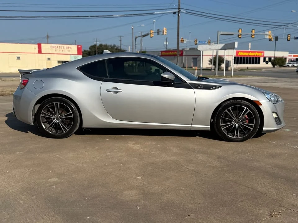 2013 Scion FR-S - Image 4 of 16