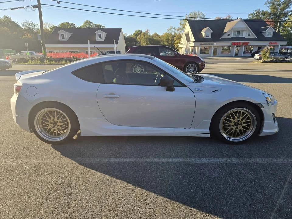 2013 Scion FR-S - Image 2 of 7