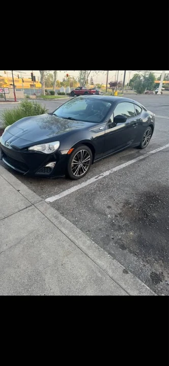 2013 Scion FR-S - Image 2 of 5