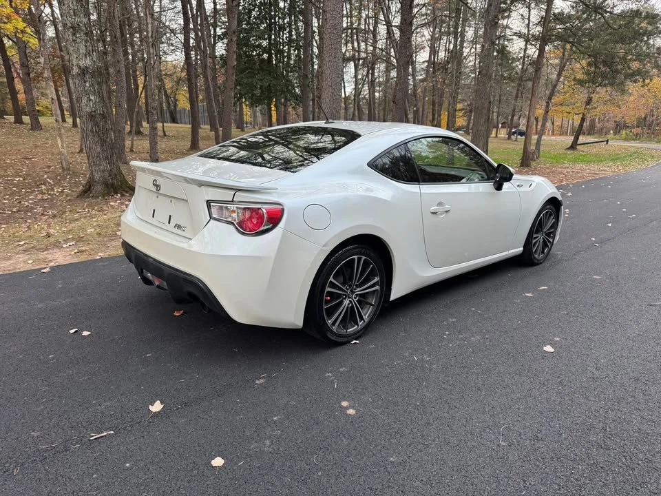 2013 Scion FR-S - Image 3 of 18