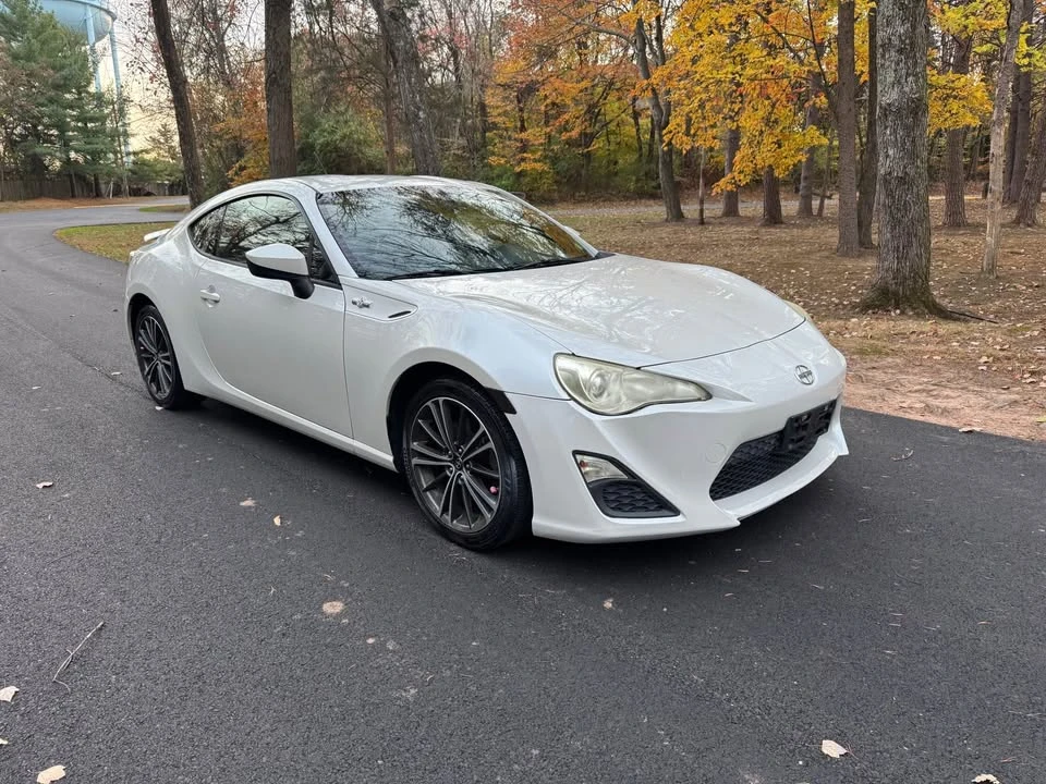 2013 Scion FR-S - Image 4 of 18