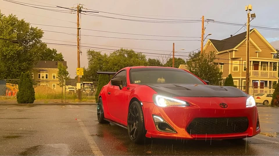 2013 Scion FR-S - Image 2 of 13