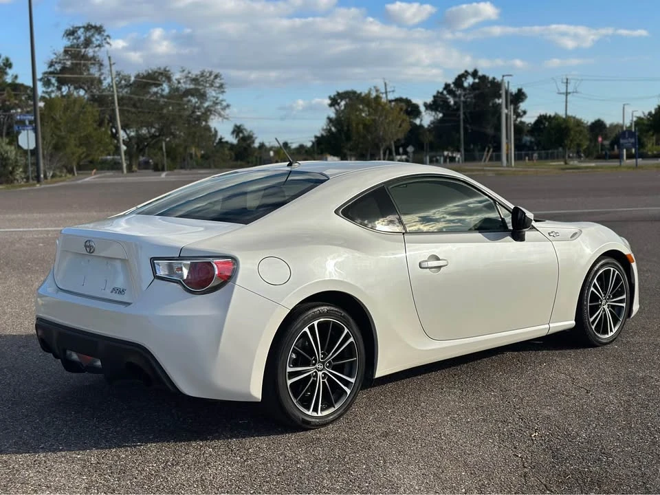 2013 Scion FR-S - Image 5 of 16