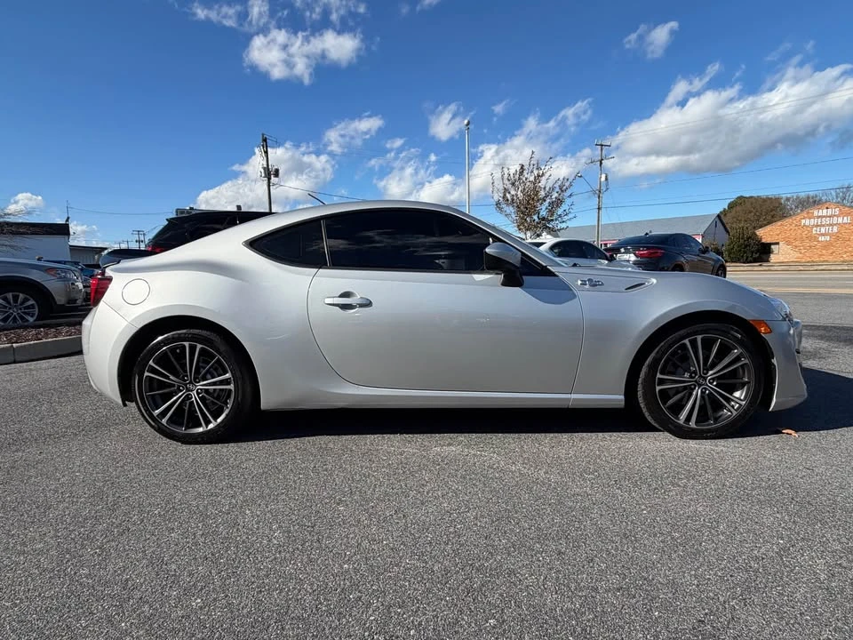2013 Scion FR-S - Image 9 of 20