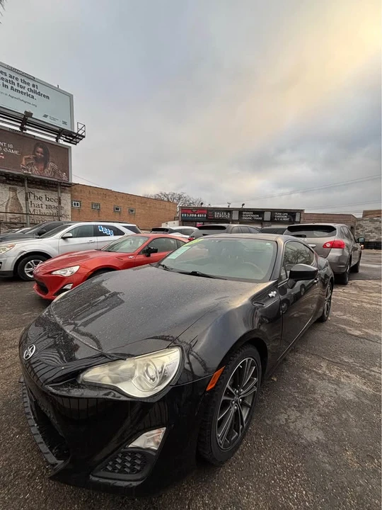 2013 Scion FR-S - Image 2 of 5
