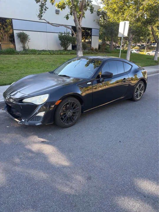 2013 Scion FR-S - Image 2 of 4