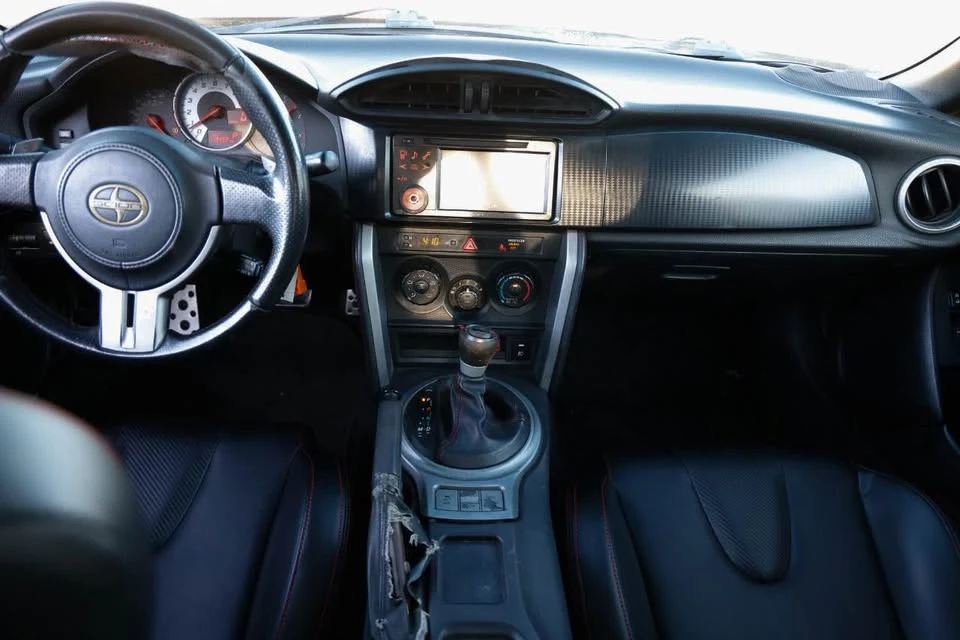2013 Scion FR-S - Image 8 of 14