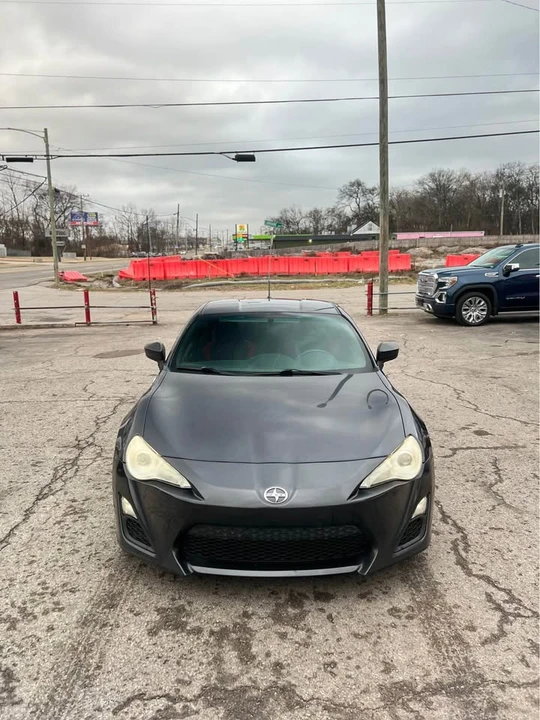 2013 Scion FR-S - Image 2 of 10
