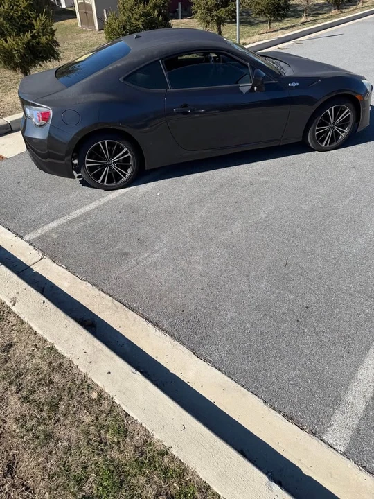 2013 Scion FR-S - Image 4 of 10