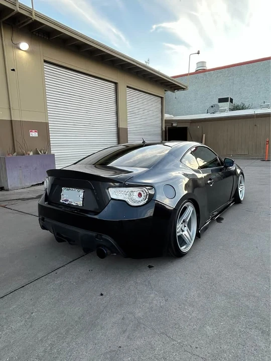 2013 Scion FR-S - Image 5 of 11