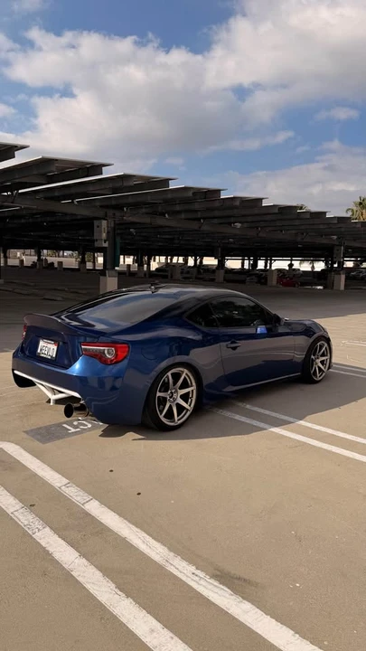 2013 Scion FR-S - Image 2 of 11