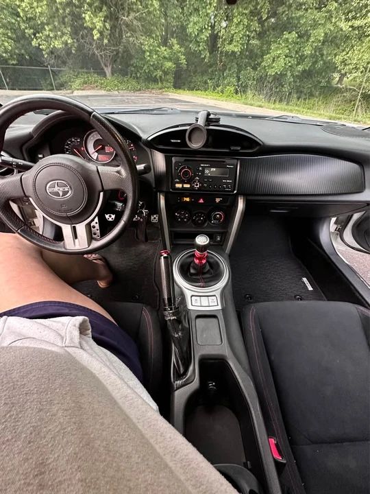 2013 Scion FR-S - Image 15 of 16