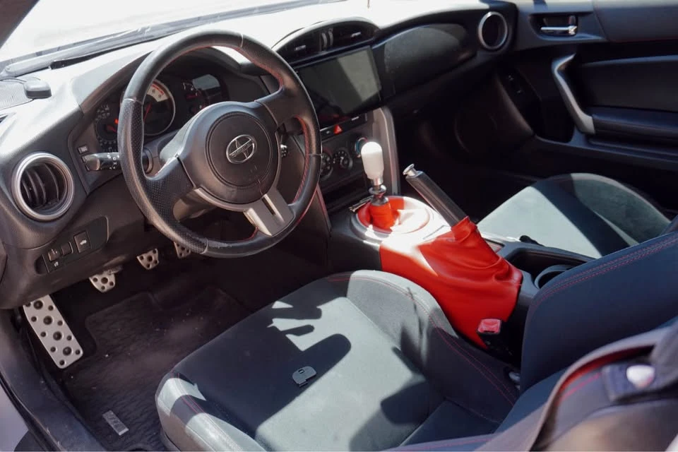 2013 Scion FR-S - Image 5 of 11