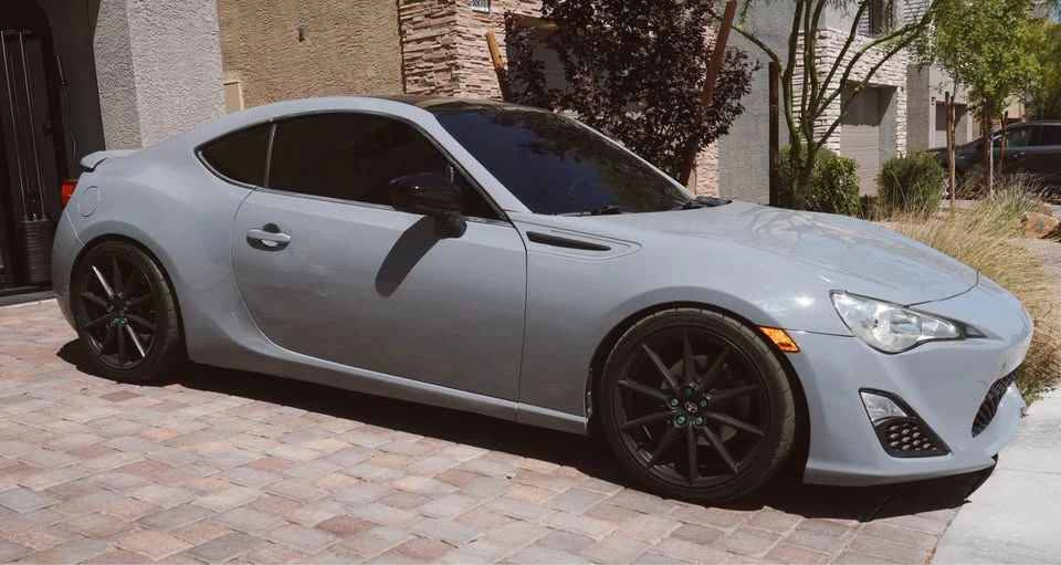 2013 Scion FR-S - Image 2 of 11