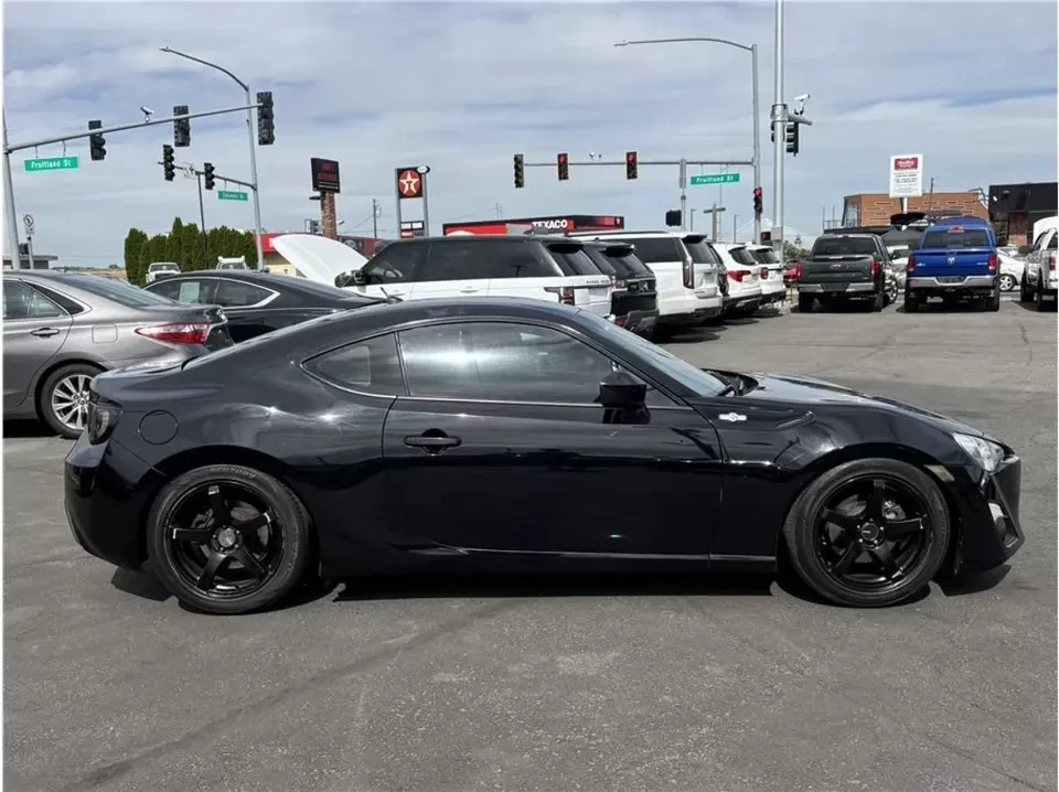 2013 Scion FR-S - Image 5 of 12