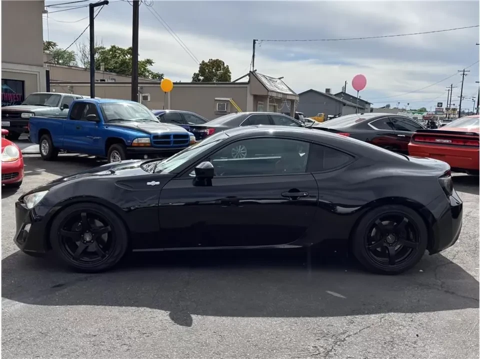 2013 Scion FR-S - Image 2 of 12