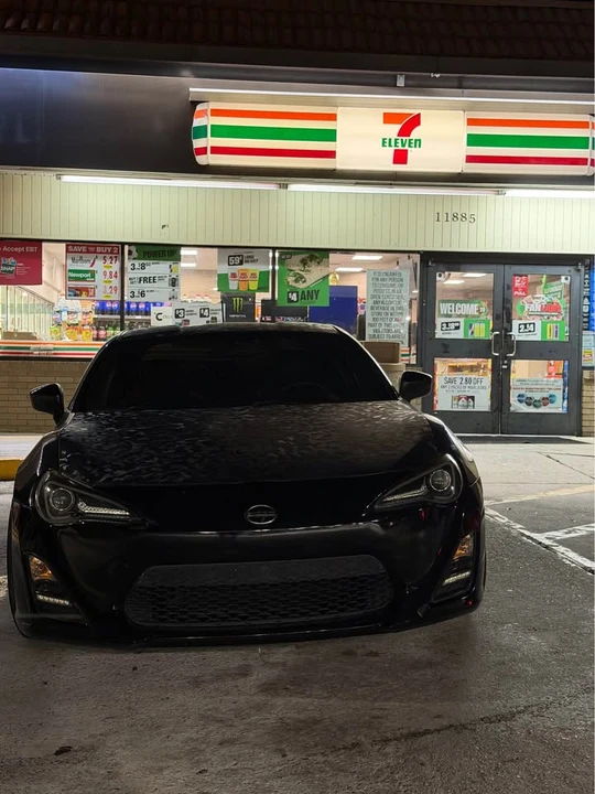 2013 Scion FR-S - Image 2 of 8