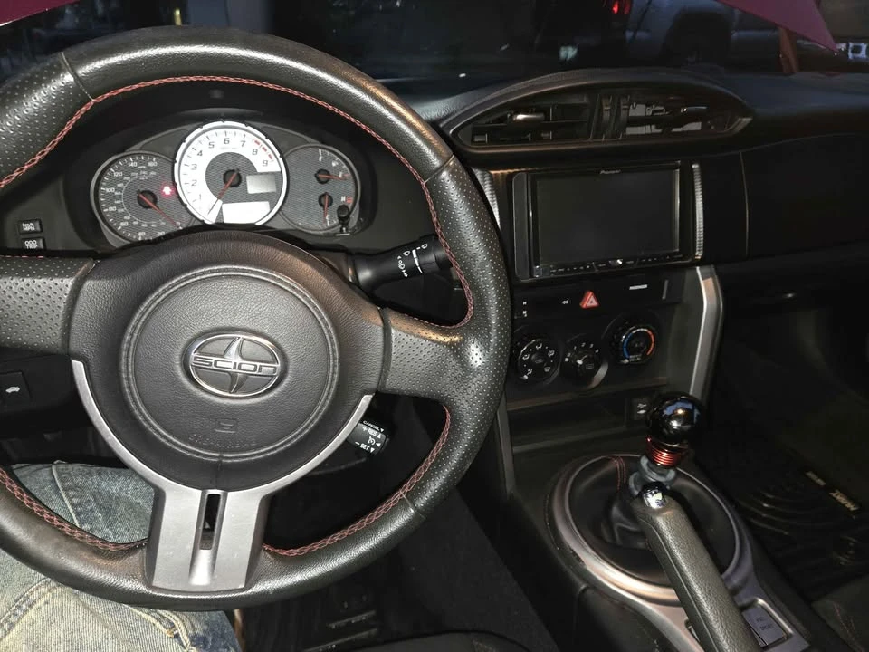 2013 Scion FR-S - Image 7 of 10
