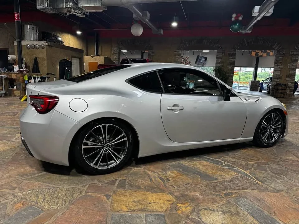 2013 Scion FR-S - Image 5 of 13