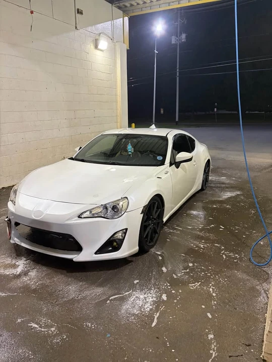 2013 Scion FR-S - Image 2 of 3