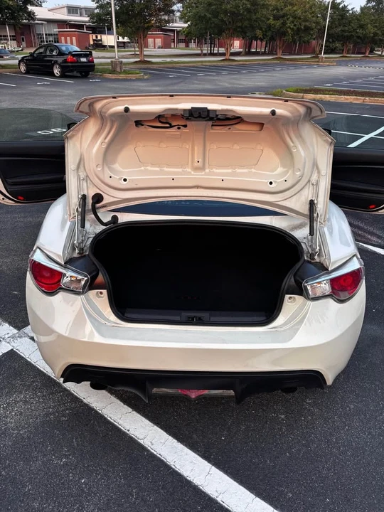2013 Scion FR-S - Image 9 of 11