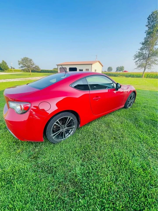 2013 Scion FR-S - Image 2 of 14