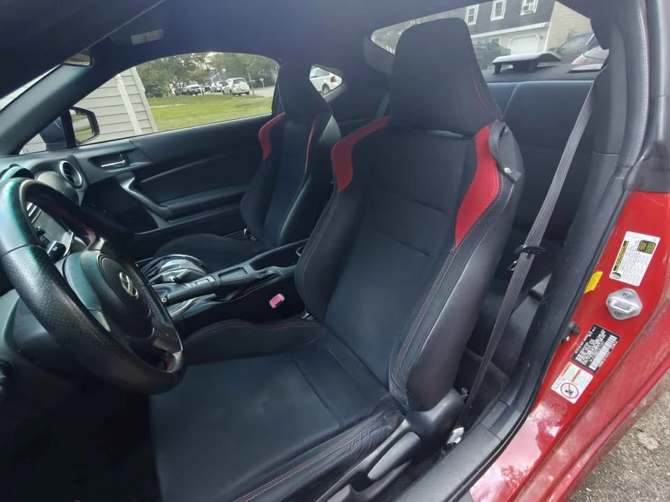 2013 Scion FR-S - Image 6 of 8