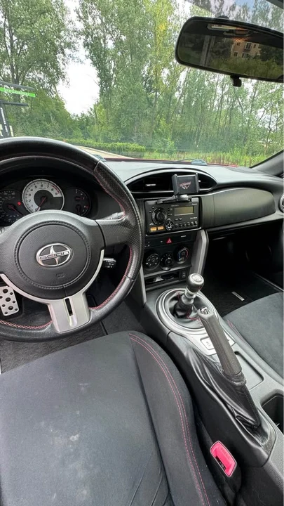 2013 Scion FR-S - Image 6 of 14