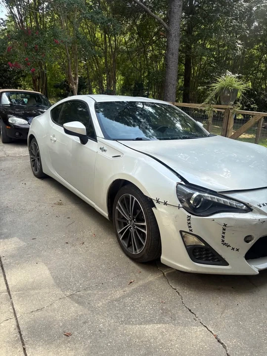 2013 Scion FR-S - Image 2 of 5