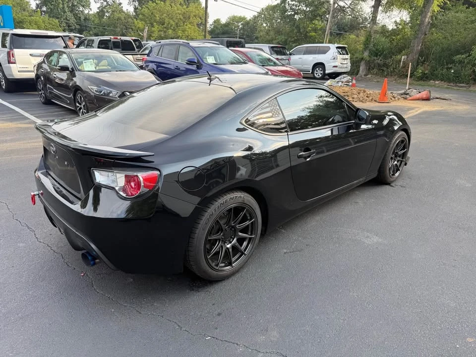 2013 Scion FR-S - Image 5 of 17