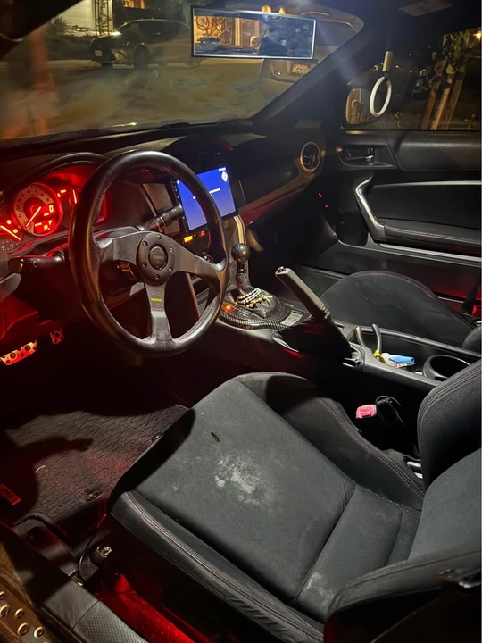 2013 Scion FR-S - Image 6 of 6