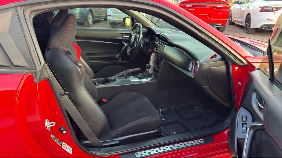 2013 Scion FR-S - Image 5 of 10