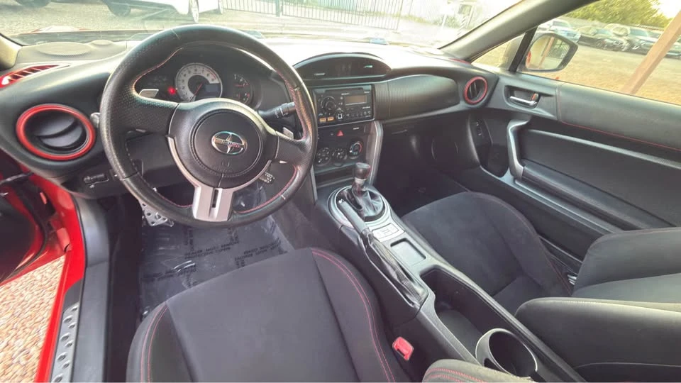 2013 Scion FR-S - Image 9 of 10