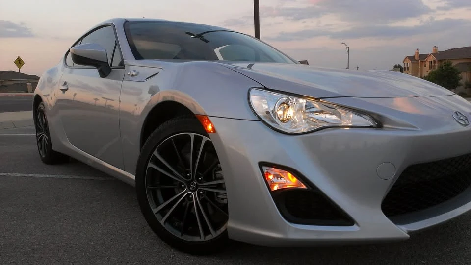 2013 Scion FR-S - Image 2 of 4