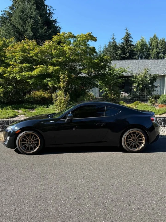 2013 Scion FR-S - Image 2 of 3