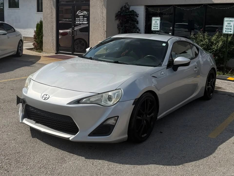 2013 Scion FR-S - Image 2 of 17