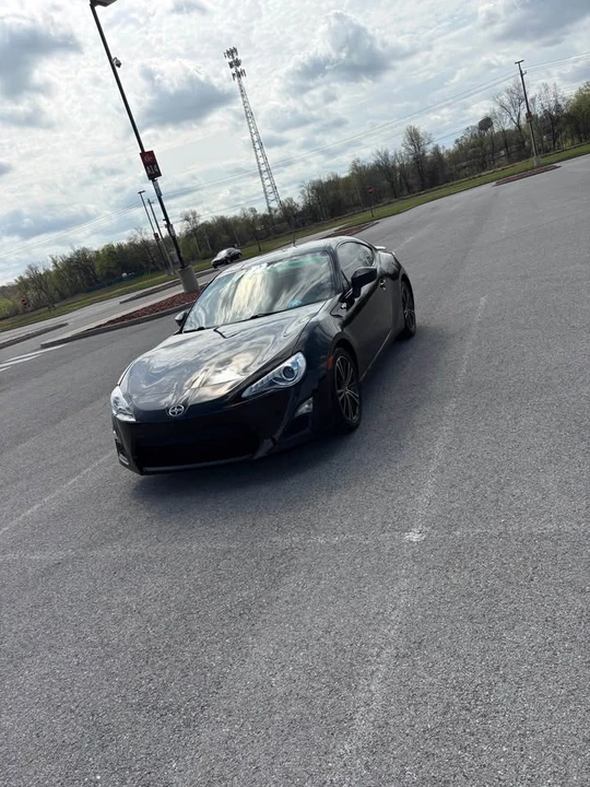 2013 Scion FR-S - Image 3 of 7