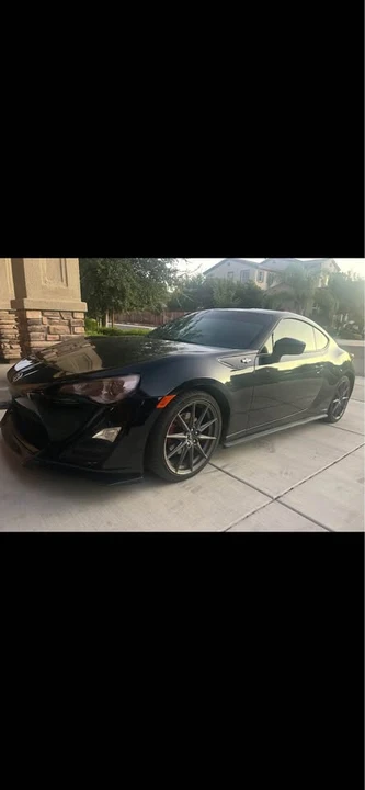2013 Scion FR-S - Image 2 of 9