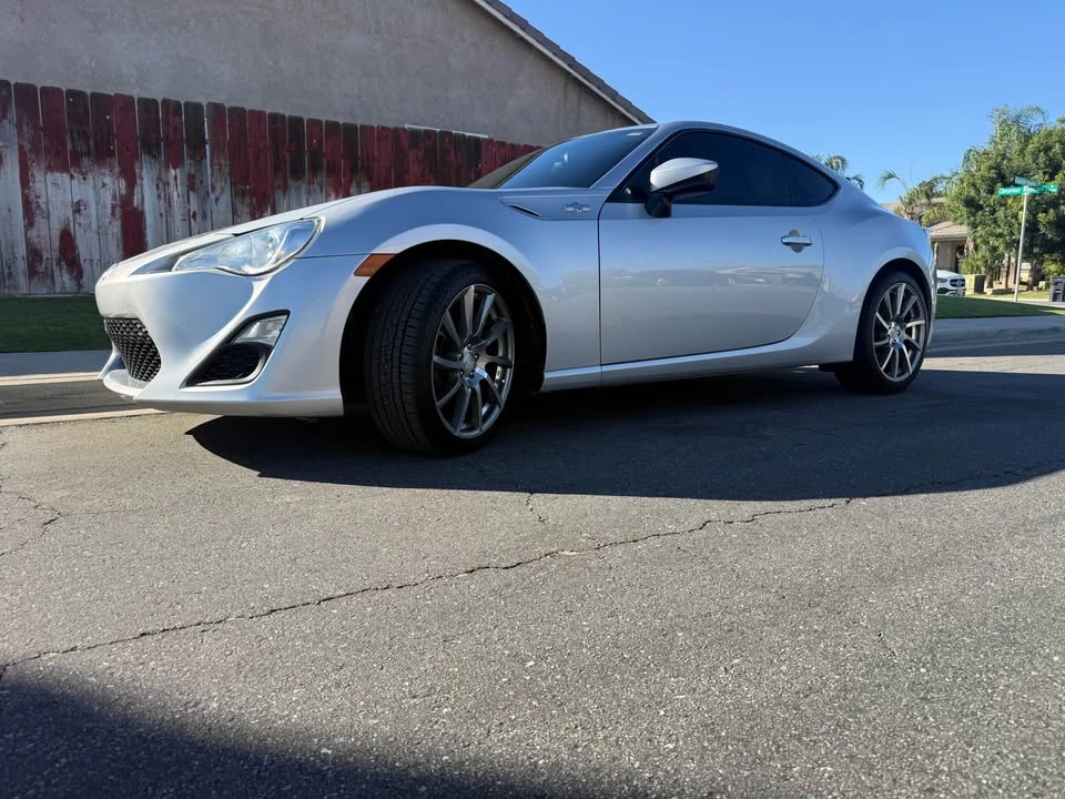 2013 Scion FR-S - Image 2 of 17